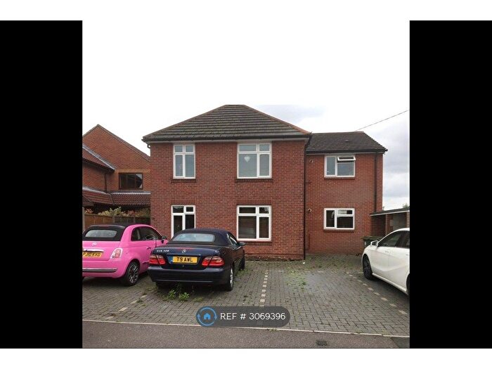 1 Bedroom Flat To Rent In Addison Road, Southampton, SO31