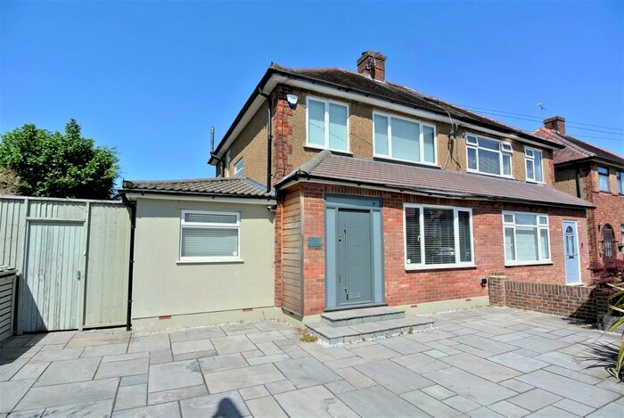 3 Bedroom Semi-Detached House To Rent In Gilmore Crescent, Ashford, TW15