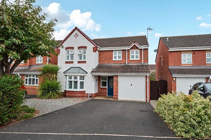 4 Bedroom Detached House For Sale In Donalbain Close, Heathcote, Warwick, Warwickshire, CV34