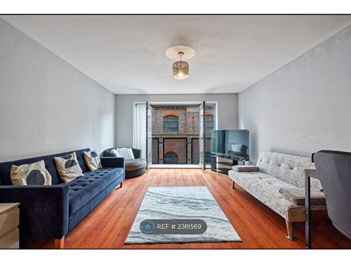 2 Bedroom Flat To Rent In Concert Street, Liverpool, L1