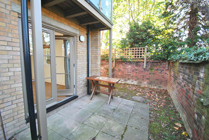 2 Bedroom Apartment To Rent In Nightingale Road, Hitchin, SG5