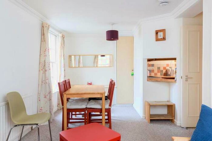 2 Bedroom Flat To Rent In Walcot Street, Bath, BA1