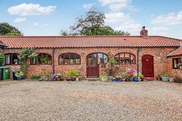 2 Bedroom Semi-detached Bungalow For Sale In Winton, Northallerton, DL6