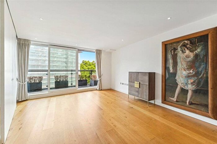 3 Bedroom Flat To Rent In Hepworth Court, Gatliff Road, London, SW1W