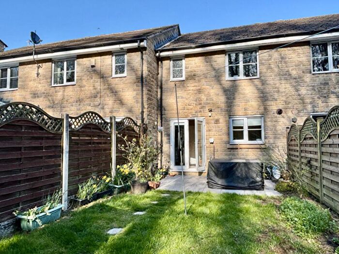 3 Bedroom Terraced House For Sale In Broadacres, Bailiff Bridge, Brighouse, West Yorkshire, HD6