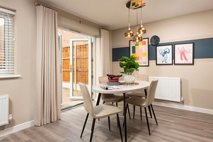 3 Bedroom Semi Detached House For Sale In Tring Gardens, Harold Hill, Romford, RM3