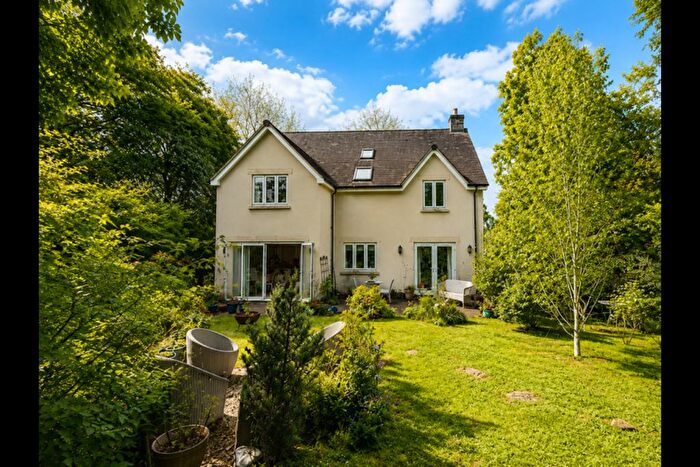 4 Bedroom Detached House For Sale In Upper Minety, Malmesbury, Wiltshire, SN16