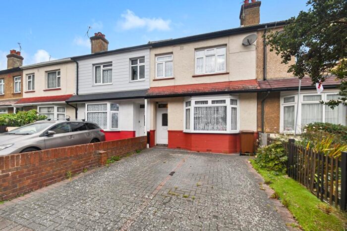 3 Bedroom Terraced House For Sale In High Dewar Road, Rainham, Gillingham, ME8