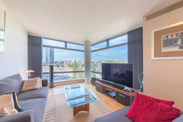 2 Bedroom Flat To Rent In Parliament View Apartments, Albert Embankment, Nine Elms, London, SE1