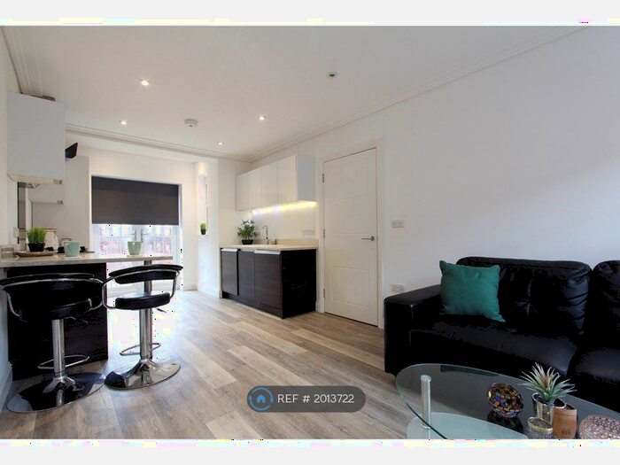 1 Bedroom Flat To Rent In Oxford Road, Reading, RG1