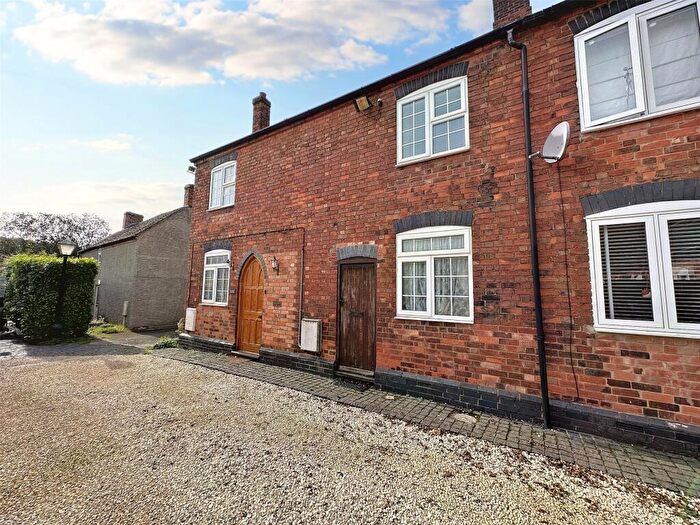 4 Bedroom Semi-Detached House For Sale In South Lane, Bardon Hill, Coalville, LE67