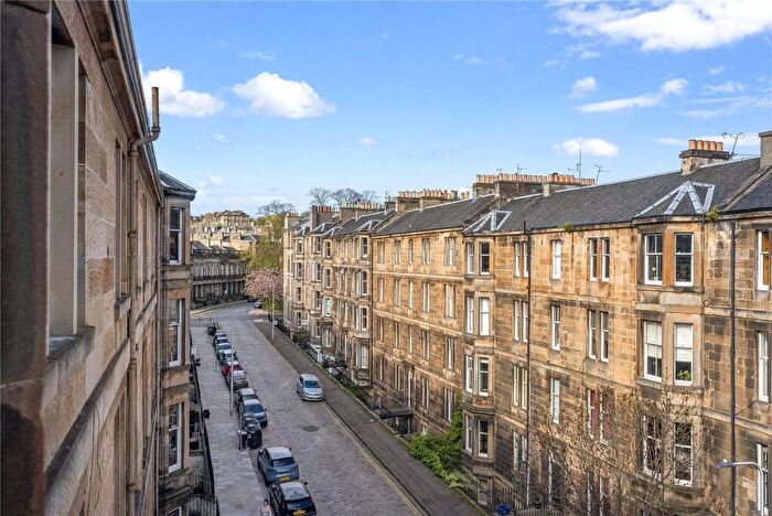 1 Bedroom Apartment For Sale In Leslie Place, Stockbridge, Edinburgh, Midlothian, EH4