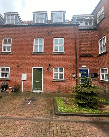 2 Bedroom House To Rent In Windmill View Court, Boston, PE21