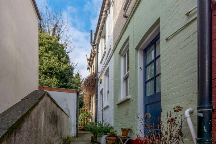 1 Bedroom Cottage To Rent In High Street, Wembley Park, Wembley, HA9