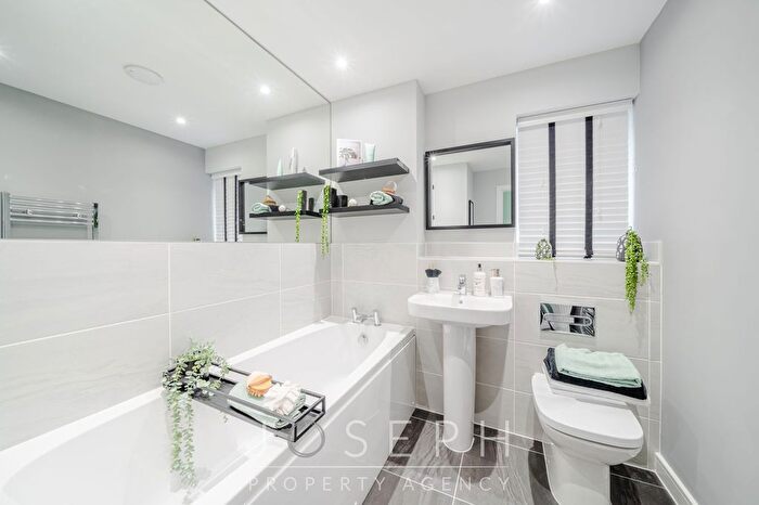 2 Bedroom Semi-Detached House For Sale In Hummingbird Drive, Stowmarket, IP14