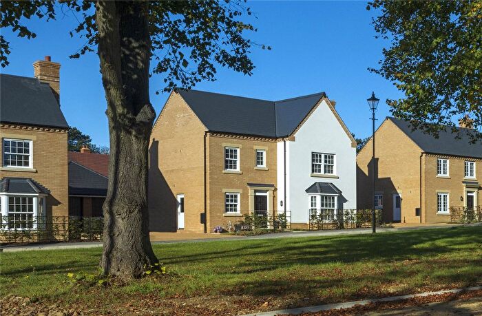 4 Bedroom Detached House For Sale In Houghton Grange, Houghton, St Ives, Cambs, PE28