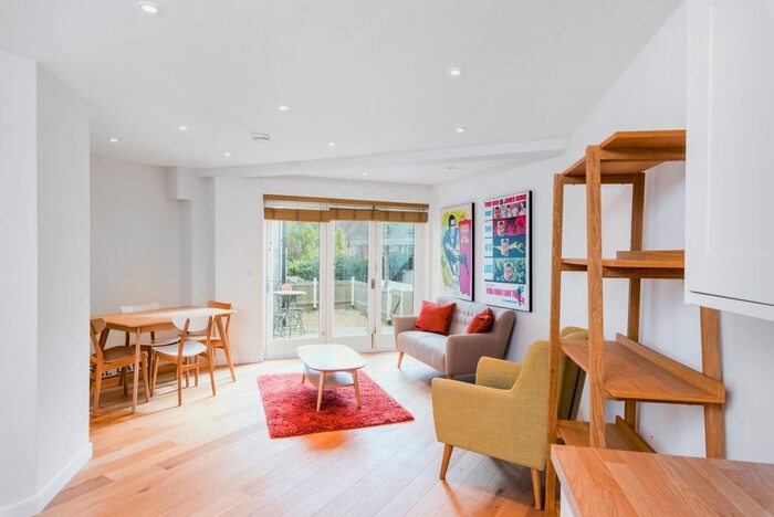 2 Bedroom Terraced House To Rent In St. Martins, Marlborough, SN8