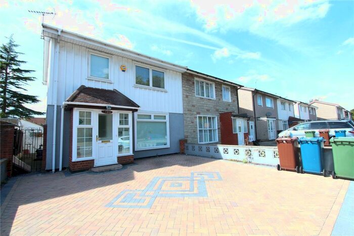 3 Bedroom Semi-Detached House To Rent In Courtenay Avenue, Harrow, Greater London, HA3