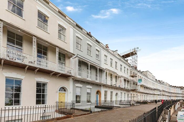 2 Bedroom Apartment For Sale In Royal York Crescent, Clifton, Bristol, BS8