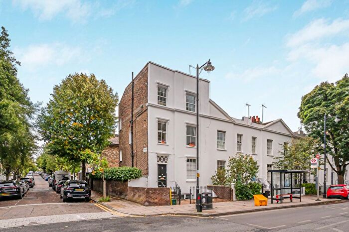 1 Bedroom Flat For Sale In Hemingford Road, London, N1