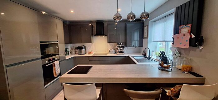 3 Bedroom End Of Terrace House For Sale In Hilltop Walk, Langley Park, Durham, DH7