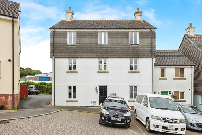 2 Bedroom Flat To Rent In Tryelyn, Bodmin, PL31
