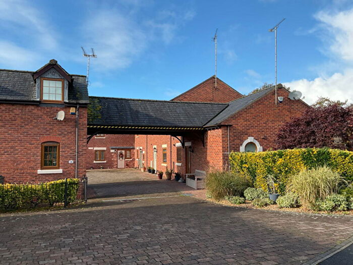 3 Bedroom Mews For Sale In Guinea Hall Mews, Banks, PR9