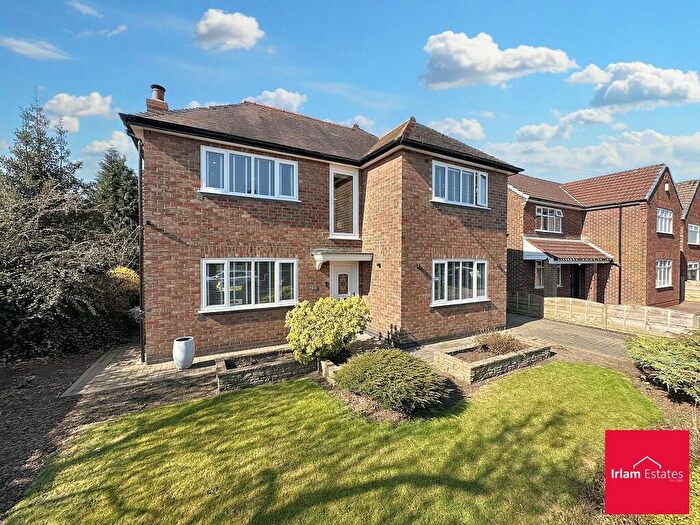 3 Bedroom Detached House To Rent In Queensway, Irlam, Manchester, M44