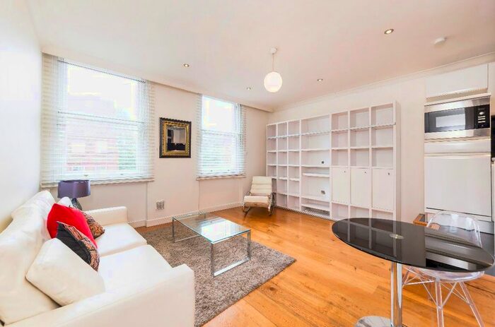2 Bedroom Flat To Rent In Harrington Gardens, SW7