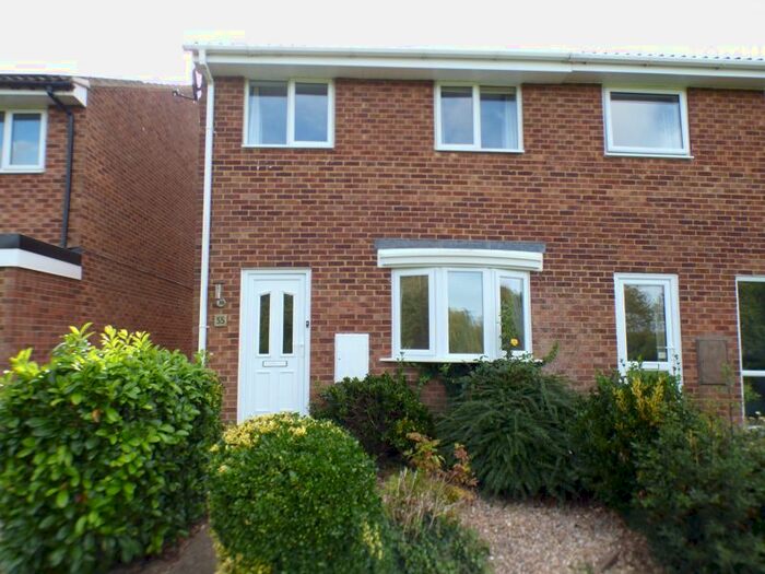 3 Bedroom End Of Terrace House To Rent In Carroll Close, Newport Pagnell, MK16