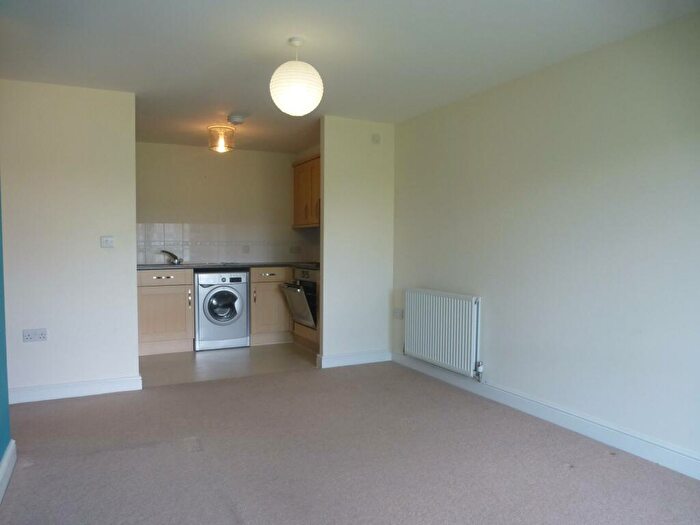 2 Bedroom Apartment To Rent In Commonwealth Drive, Crawley, RH10