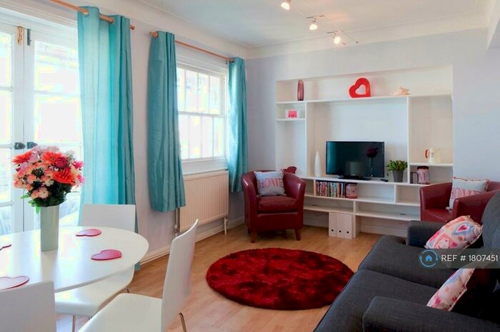 1 Bedroom Penthouse To Rent In Kings Road, Brighton, BN1