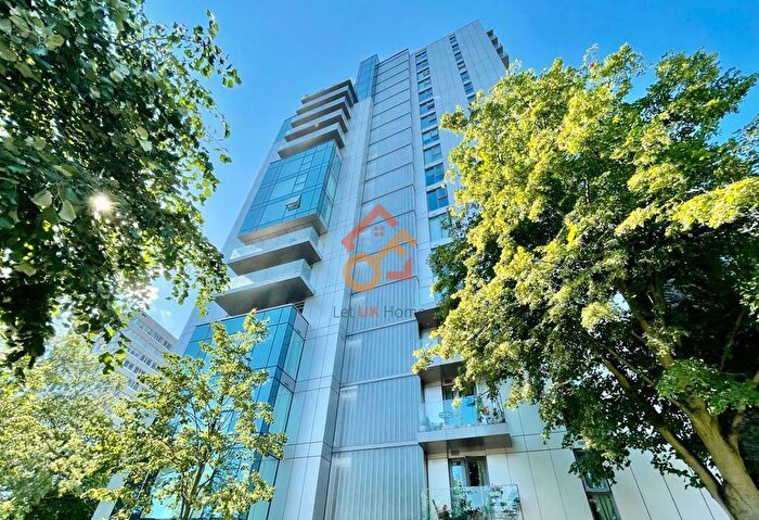 2 Bedroom Flat To Rent In Skylark Point, Newnton Close, London, N4