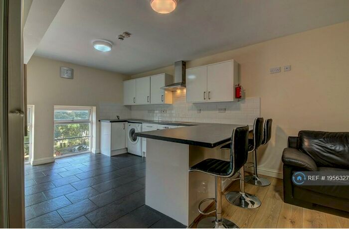 7 Bedroom Flat To Rent In Smithdown Rd, Wavertree, Liverpool, L15