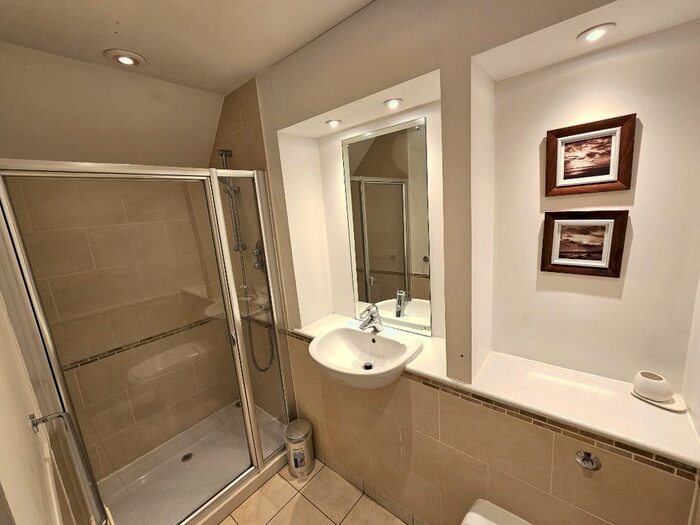 2 Bedroom End Of Terrace House To Rent In Queen's Lane South, City Centre, Aberdeen, AB15