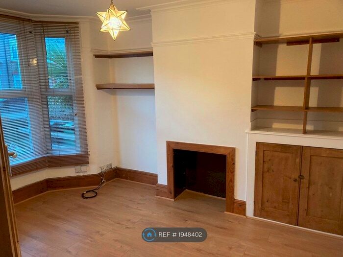 2 Bedroom Terraced House To Rent In Fulbourne Road, London, E17