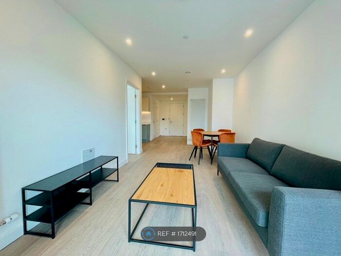 1 Bedroom Flat To Rent In Galleria House, London, E16