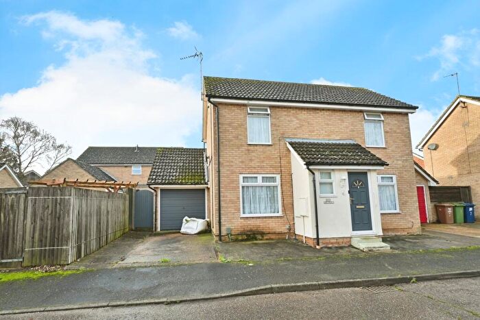 3 Bedroom Detached House For Sale In Oxburgh Close, Leverington, Wisbech, PE13