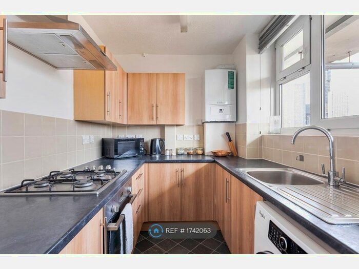 1 Bedroom Flat To Rent In Beaminster House, London, SW8
