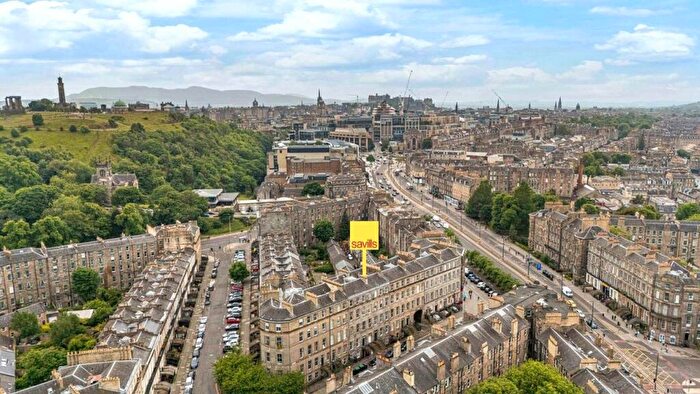 3 Bedroom Apartment For Sale In Montgomery Street, Hillside, Edinburgh, Midlothian, EH7
