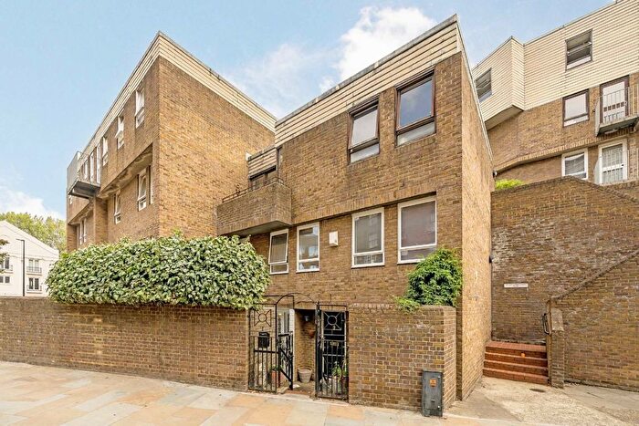3 Bedroom Property To Rent In St. Katharines Way, Wapping, E1W