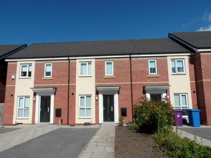 2 Bedroom Terraced House To Rent In Tilia Road, L5