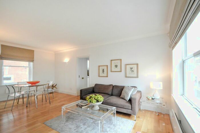 1 Bedroom Flat To Rent In Pavilion Road, London, SW1X