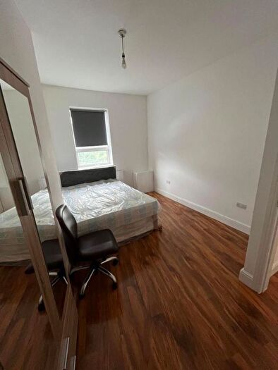 3 Bedroom Semi Detached House To Rent In Adelaide Road, Southall, UB2