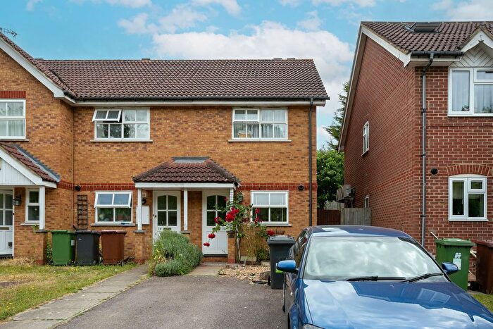 2 Bedroom Terraced House To Rent In Malden Fields, Bushey, Watford, Bushey, WD23