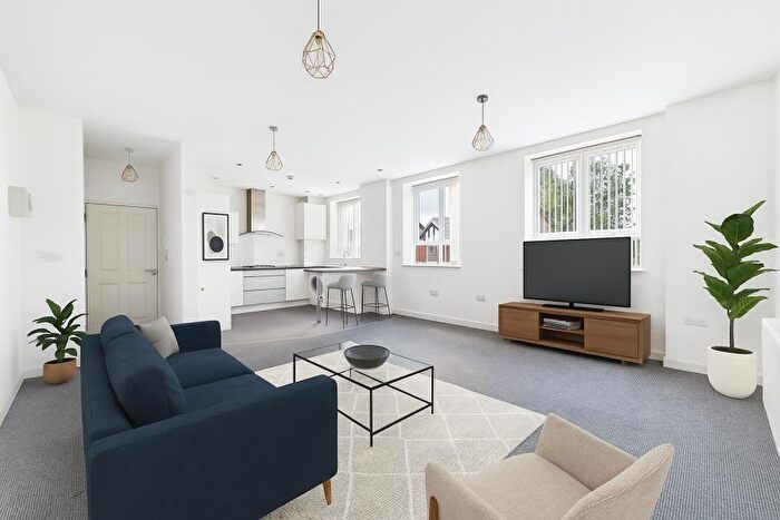 2 Bedroom Apartment To Rent In Kingsley Road :: Northenden, M22