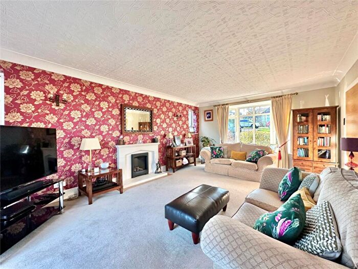 4 Bedroom Detached House For Sale In Manor Way, Ratton, Eastbourne, East Sussex, BN20