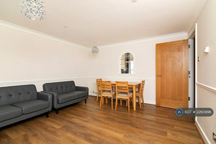1 Bedroom Flat To Rent In Susan Constant Court, London, E14