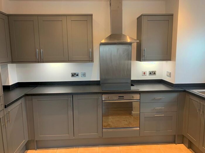 2 Bedroom Flat To Rent In Dyersgate, Bath Lane, Leicester, LE3