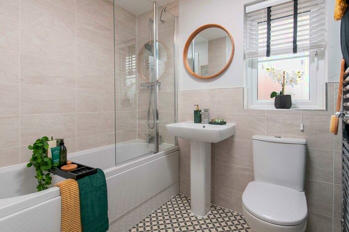 3 Bedroom Semi-Detached House For Sale In Walmersley Old Road, Walmersley, Bury, BL9